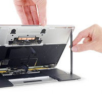 Відновлення після потрапляння рідини MacBook Air 13 (2012 - 2017)
