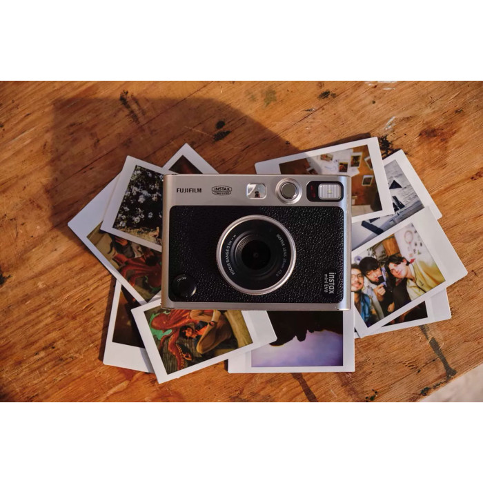Камера миттєвого друку INSTAX Mini Evo Type-C Black