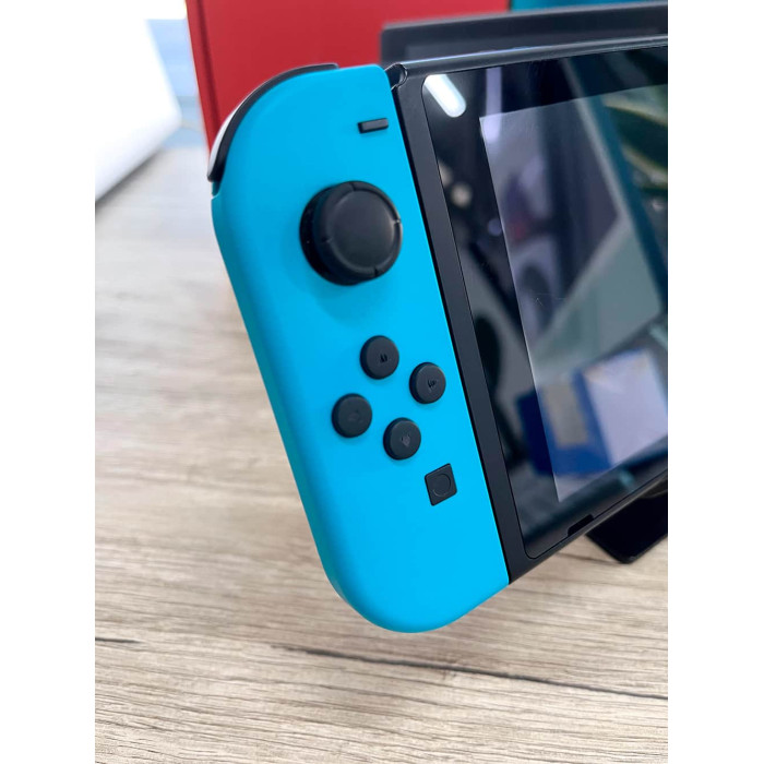 Портативна ігрова приставка - Nintendo Switch with Neon Blue and Neon Red Joy-Con (V2), Як новий
