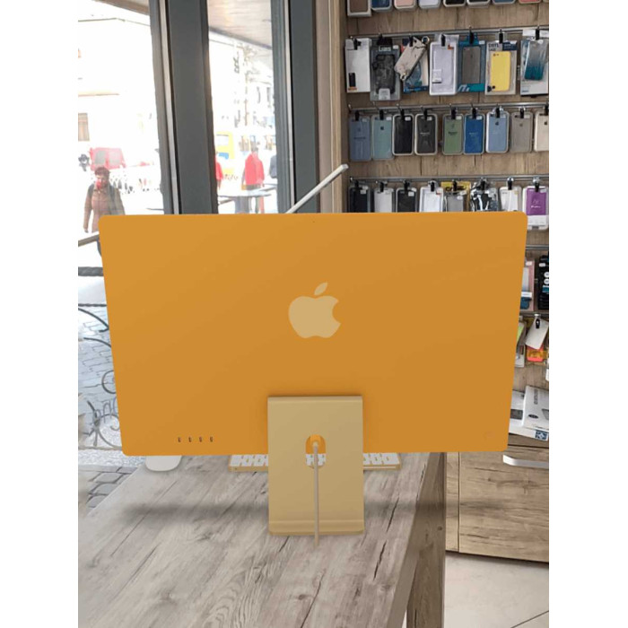 iMac 24" 4.5K Retina / M1 (8/8) / 8Gb / 256Gb (2021) Yellow